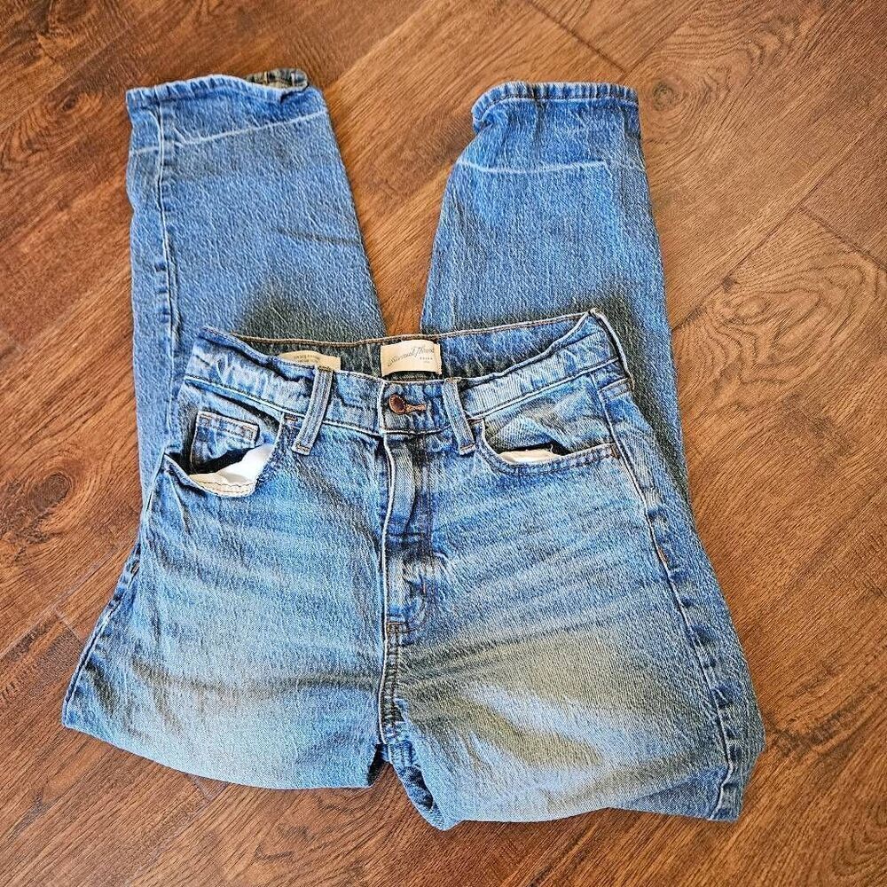 Universal Thread Vintage Straight Leg Jeans